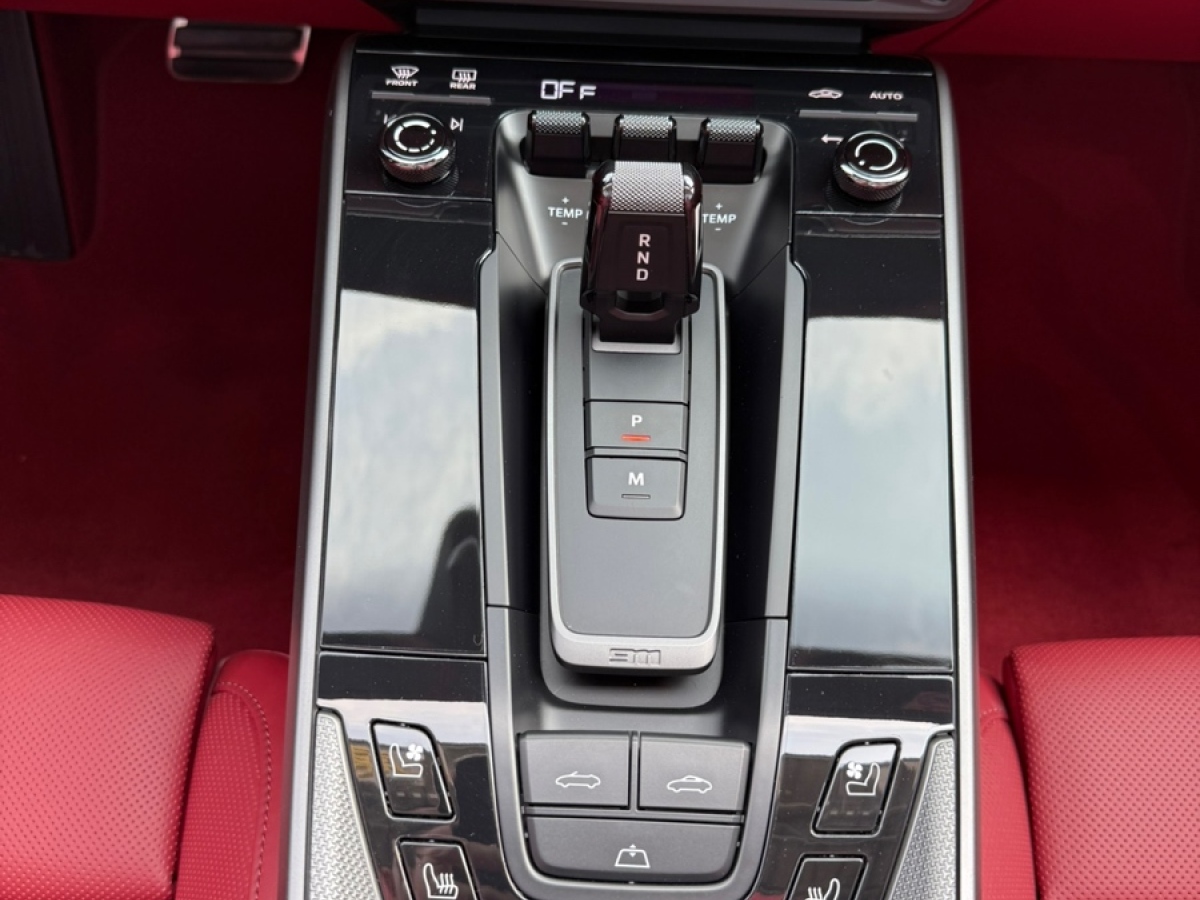 保時(shí)捷 911  2023款 Carrera Cabriolet 3.0T圖片