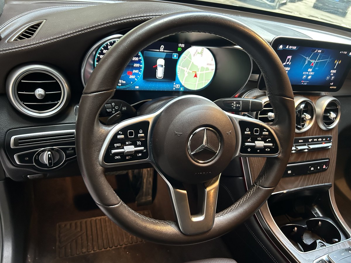2020年12月奔馳 奔馳GLC  2025款 改款 GLC 260 L 4MATIC 豪華型