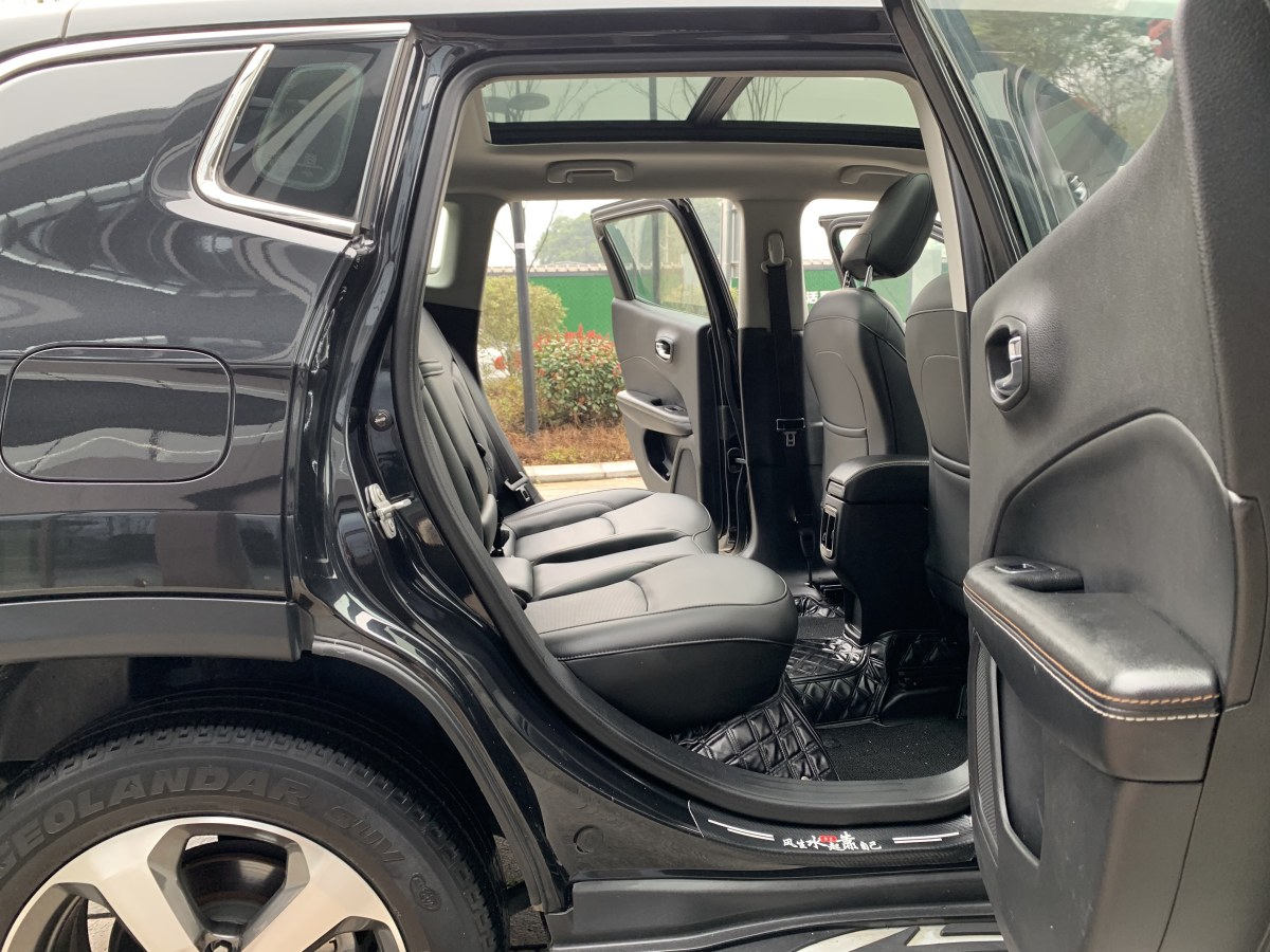 Jeep 指南者  2019款 200T 自动家享-互联大屏版图片