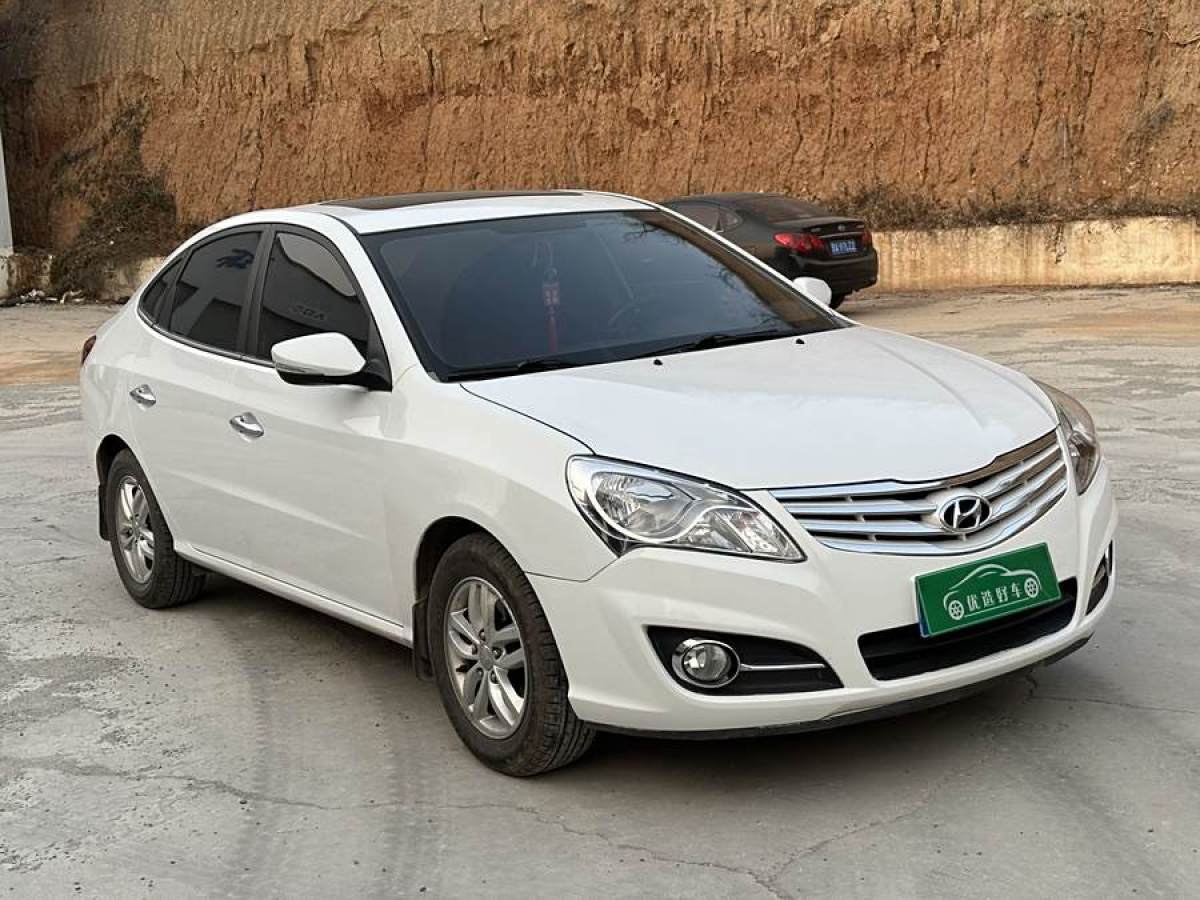 現(xiàn)代 悅動  2011款 1.6L 自動豪華型圖片