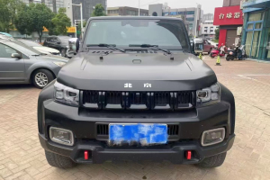 BJ40 北京 2.0D 自動(dòng)四驅(qū)刀鋒英雄版?zhèn)b客型