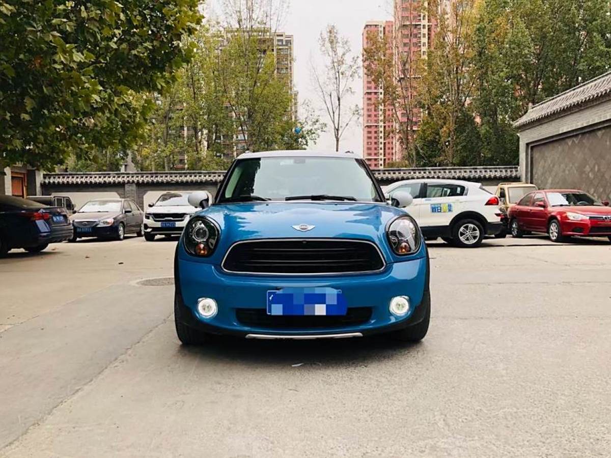 2016年11月MINI COUNTRYMAN  2016款 1.6T COOPER S ALL4 裝備控