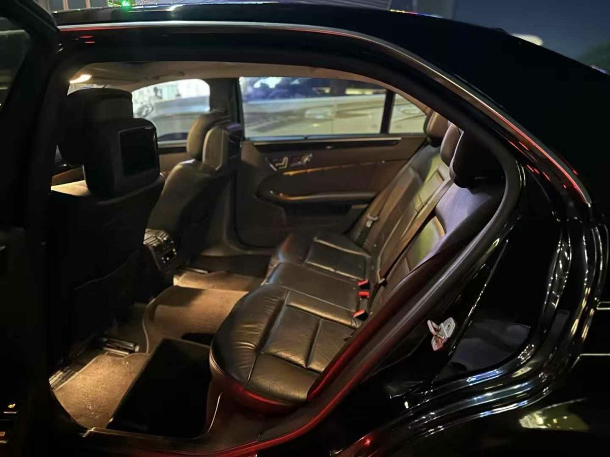 奔馳 奔馳E級  2011款 E 200 L CGI優(yōu)雅型圖片