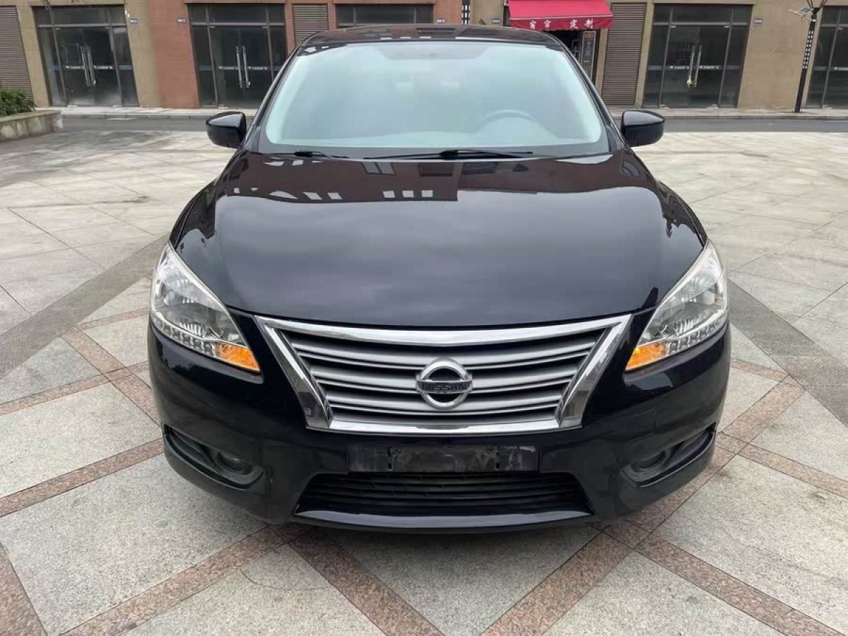 日產(chǎn) 軒逸  2012款 1.6XL CVT豪華版圖片