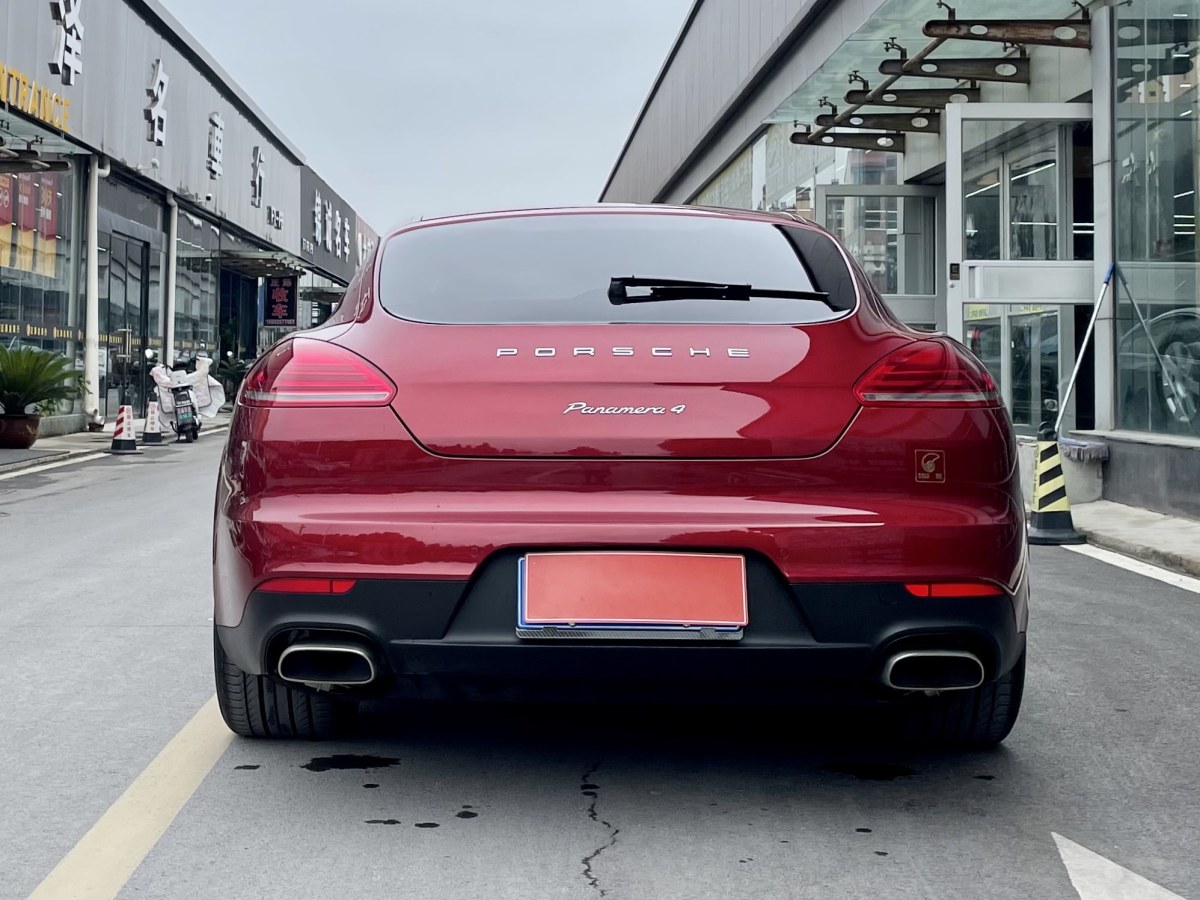 2017年11月保時(shí)捷 Panamera  2016款 Panamera Edition 3.0T