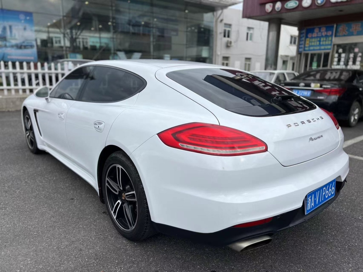 2015年9月保時捷 Panamera  2014款 Panamera 3.0T