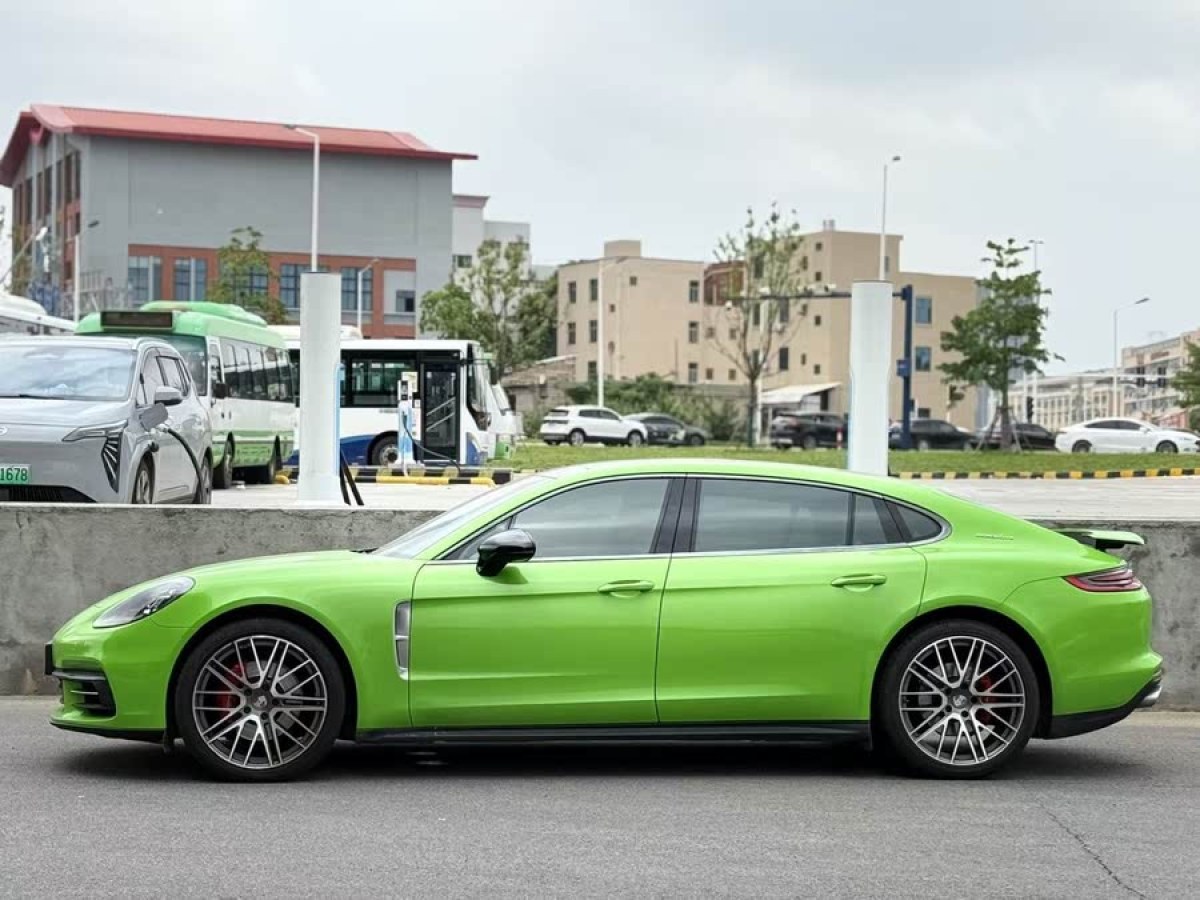 保時(shí)捷 Panamera  2019款 Panamera 4 行政加長(zhǎng)版 2.9T圖片