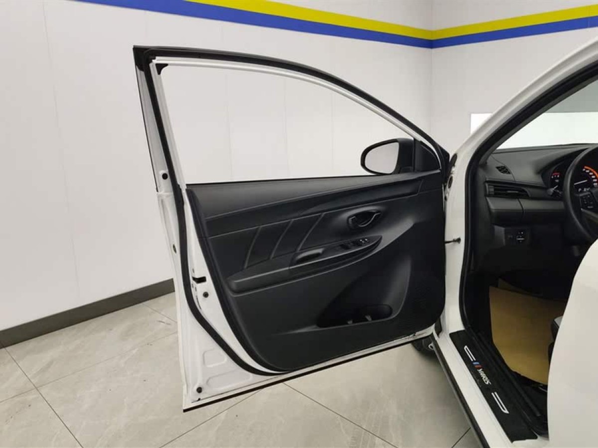 豐田 YARiS L 致炫  2022款 致炫X 1.5L CVT領(lǐng)先PLUS版圖片