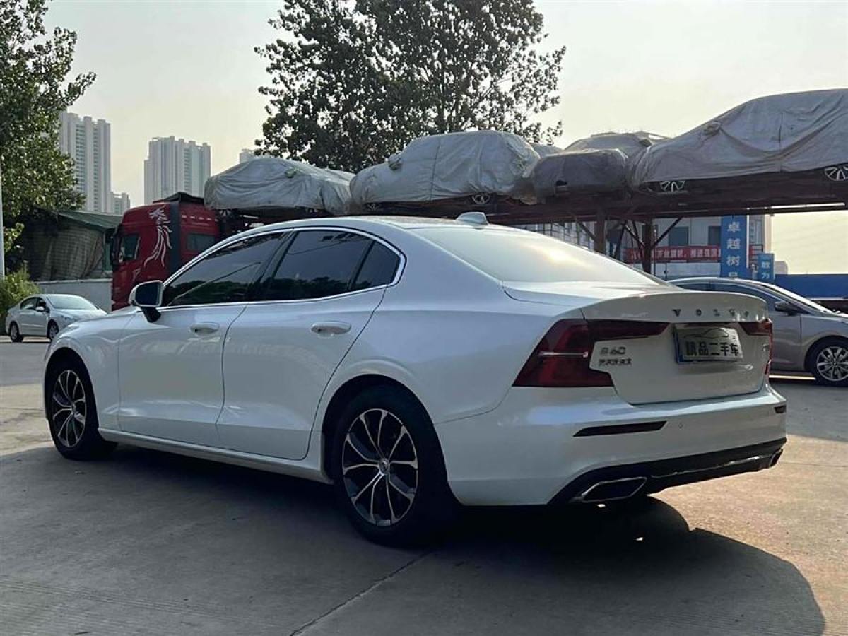 沃爾沃 S60L  2020款 T4 智逸豪華版圖片