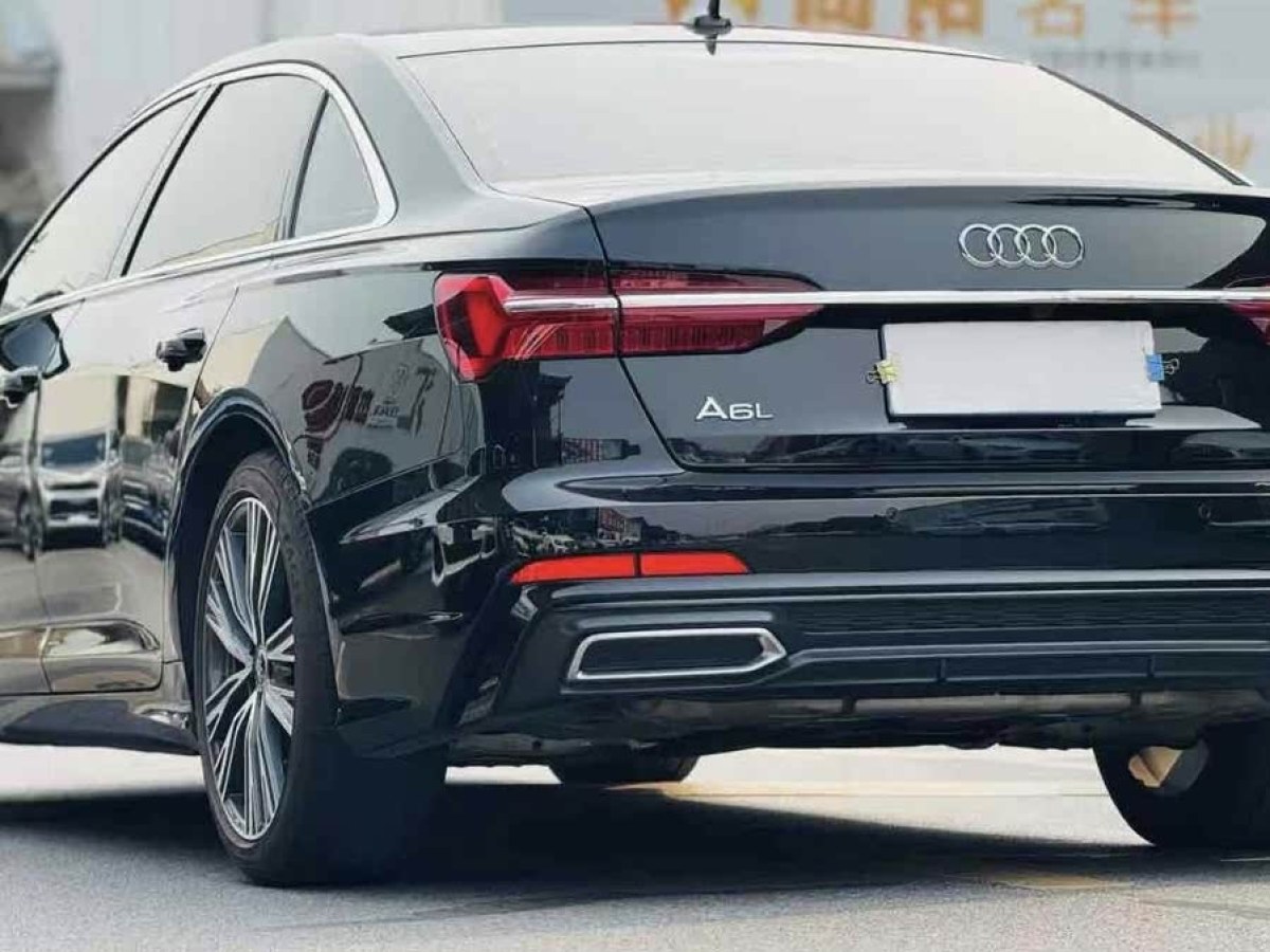 奧迪 奧迪A6L  2022款 40 TFSI 豪華動(dòng)感型圖片
