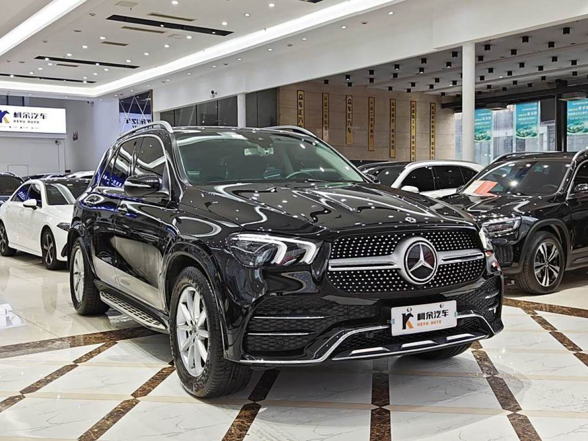 奔馳 奔馳GLE  2020款 改款 GLE 350 4MATIC 時(shí)尚型特別版圖片