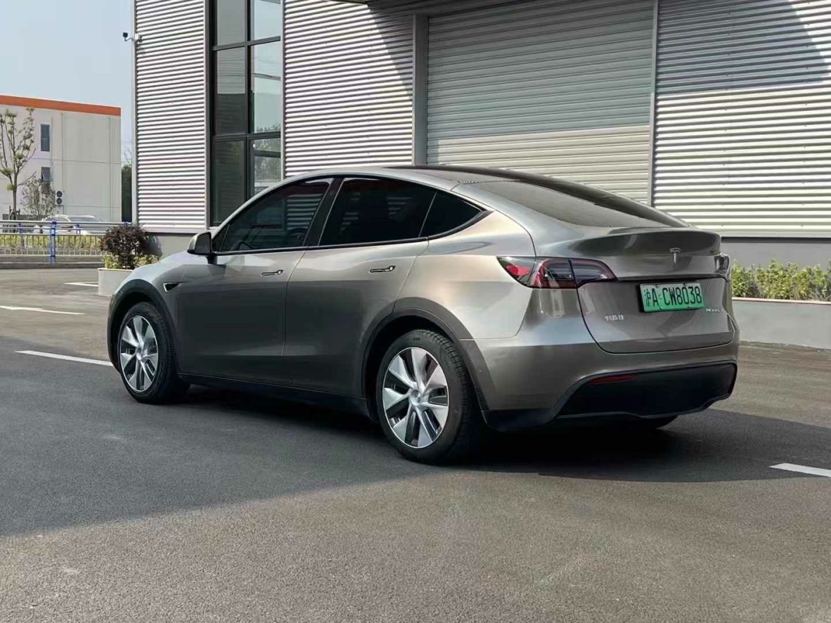 特斯拉 Model 3  2022款 后驅(qū)版圖片