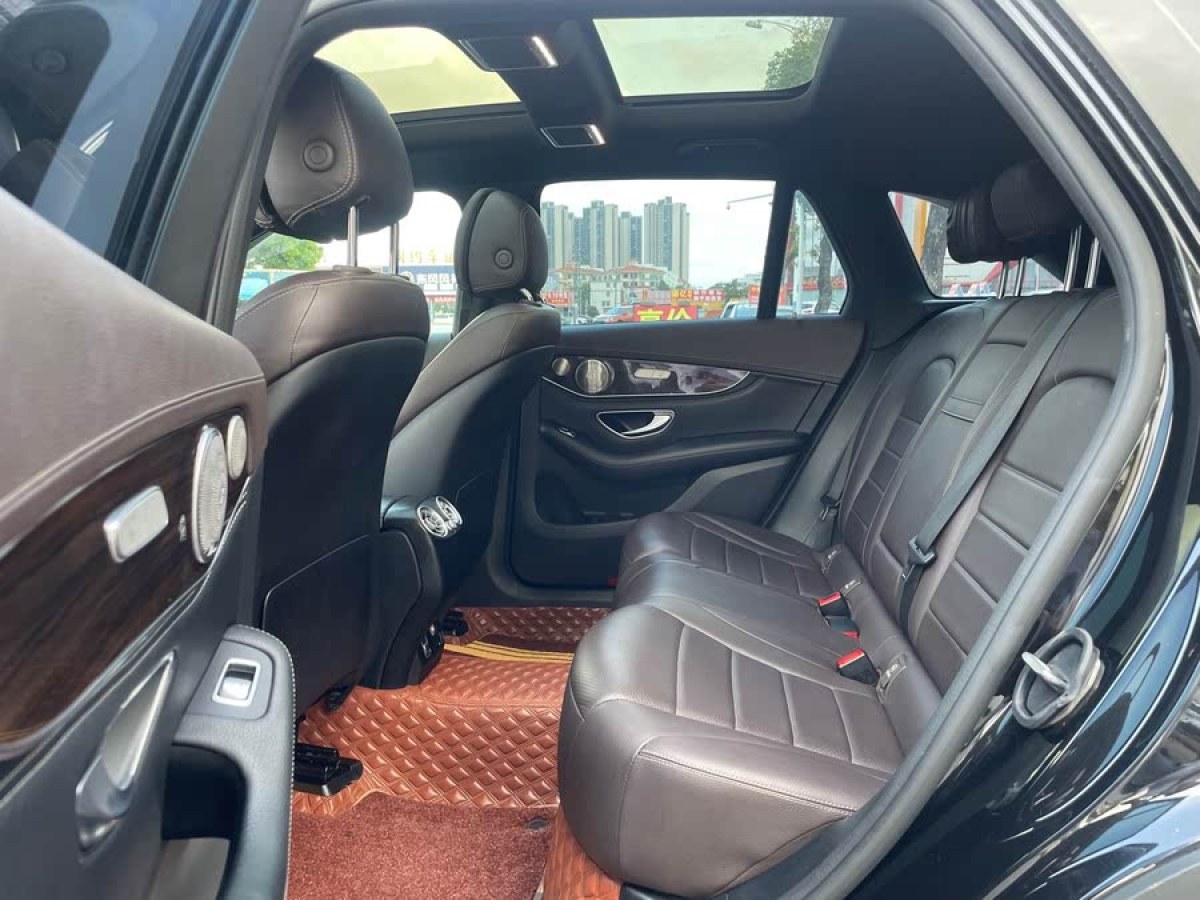 奔馳 奔馳GLC  2019款 GLC 260 4MATIC 動(dòng)感型圖片