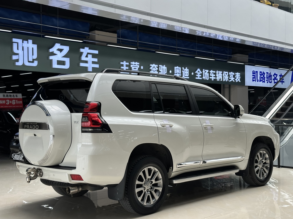 豐田 普拉多  2018款 3.5L 自動(dòng)TX-L后掛備胎圖片