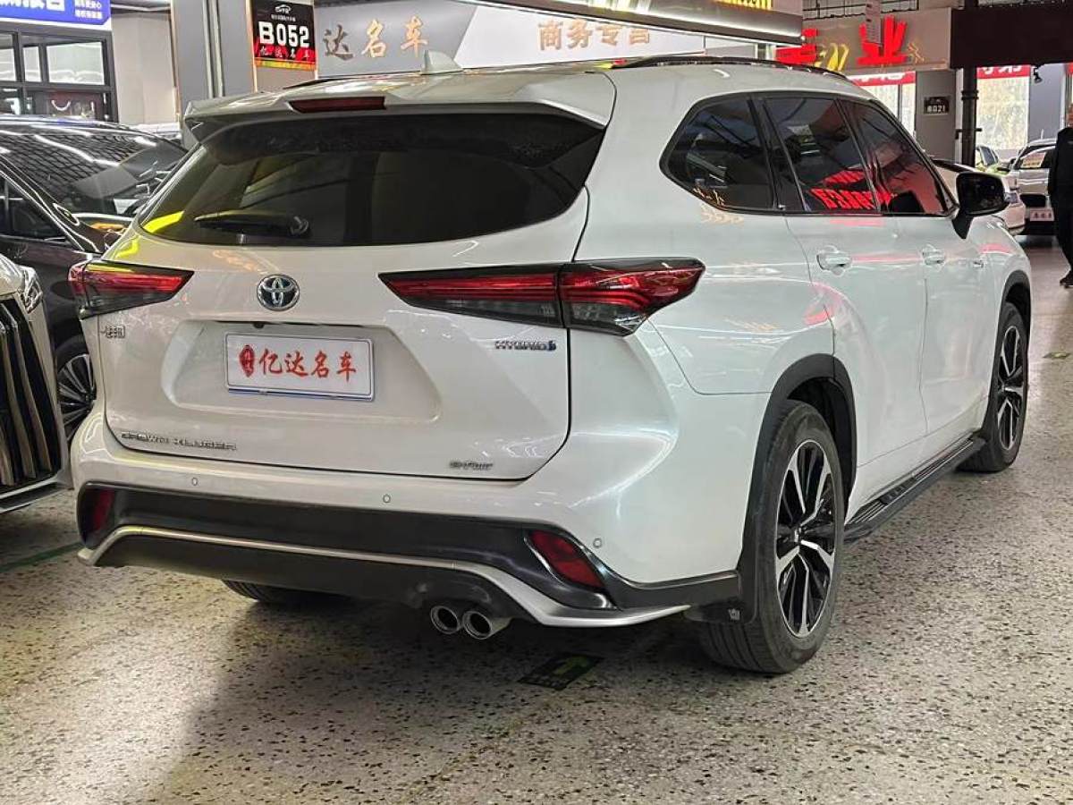 豐田 皇冠陸放  2022款 2.5L HEV四驅(qū)尊貴版圖片