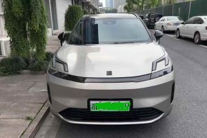 領(lǐng)克03 領(lǐng)克 03+ 2.0TD 性能套裝