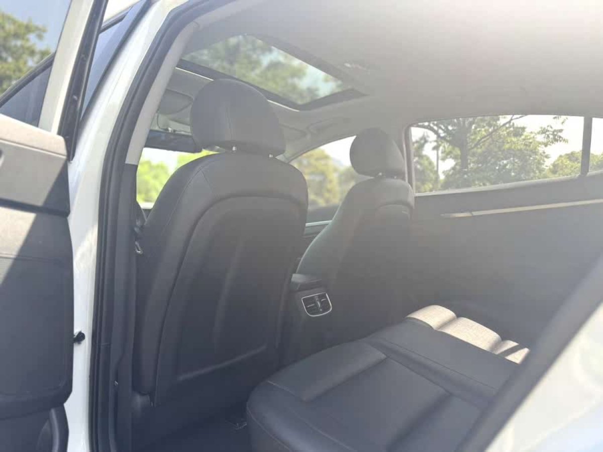 現(xiàn)代 領(lǐng)動  2020款 1.5L CVT智炫?精英型圖片