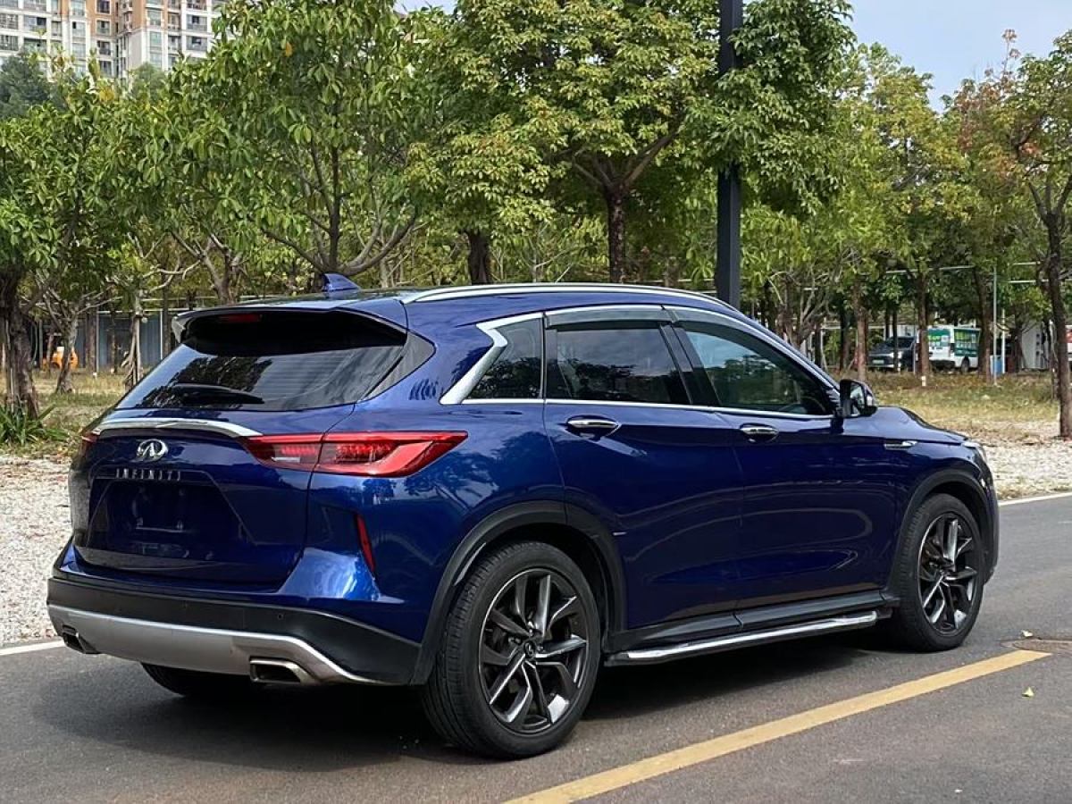 英菲尼迪 QX50  2020款 2.0T 30周年限量版圖片