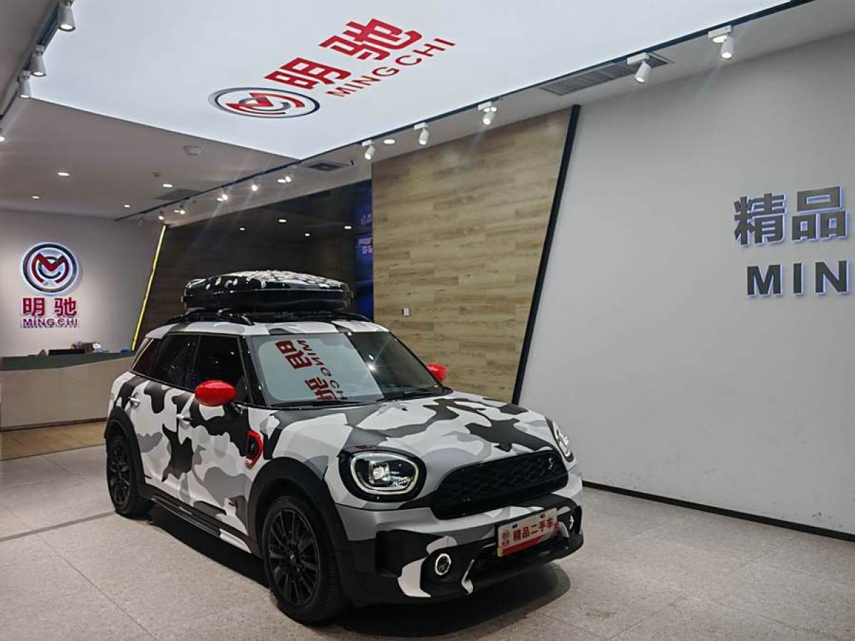 MINI COUNTRYMAN  2022款 2.0T COOPER S ALL4 黑標(biāo)特別版圖片