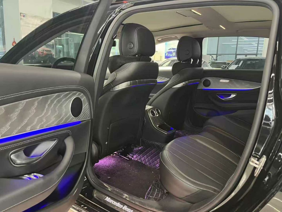 奔馳 奔馳E級  2023款 E 300 L 豪華型圖片