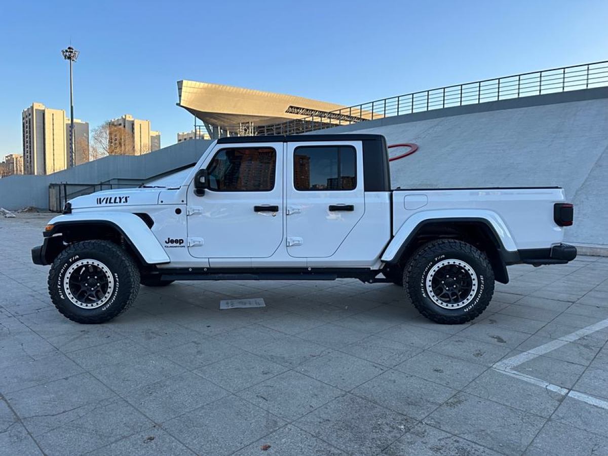 Jeep 角斗士  2023款 3.6L Overland圖片