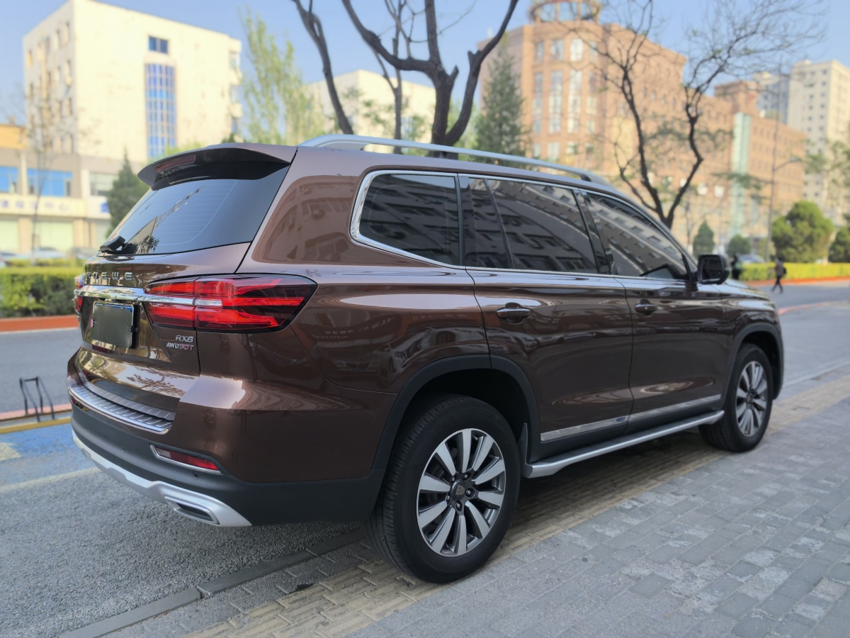 榮威 RX8  2018款 30T 智聯(lián)網(wǎng)四驅(qū)旗艦版圖片