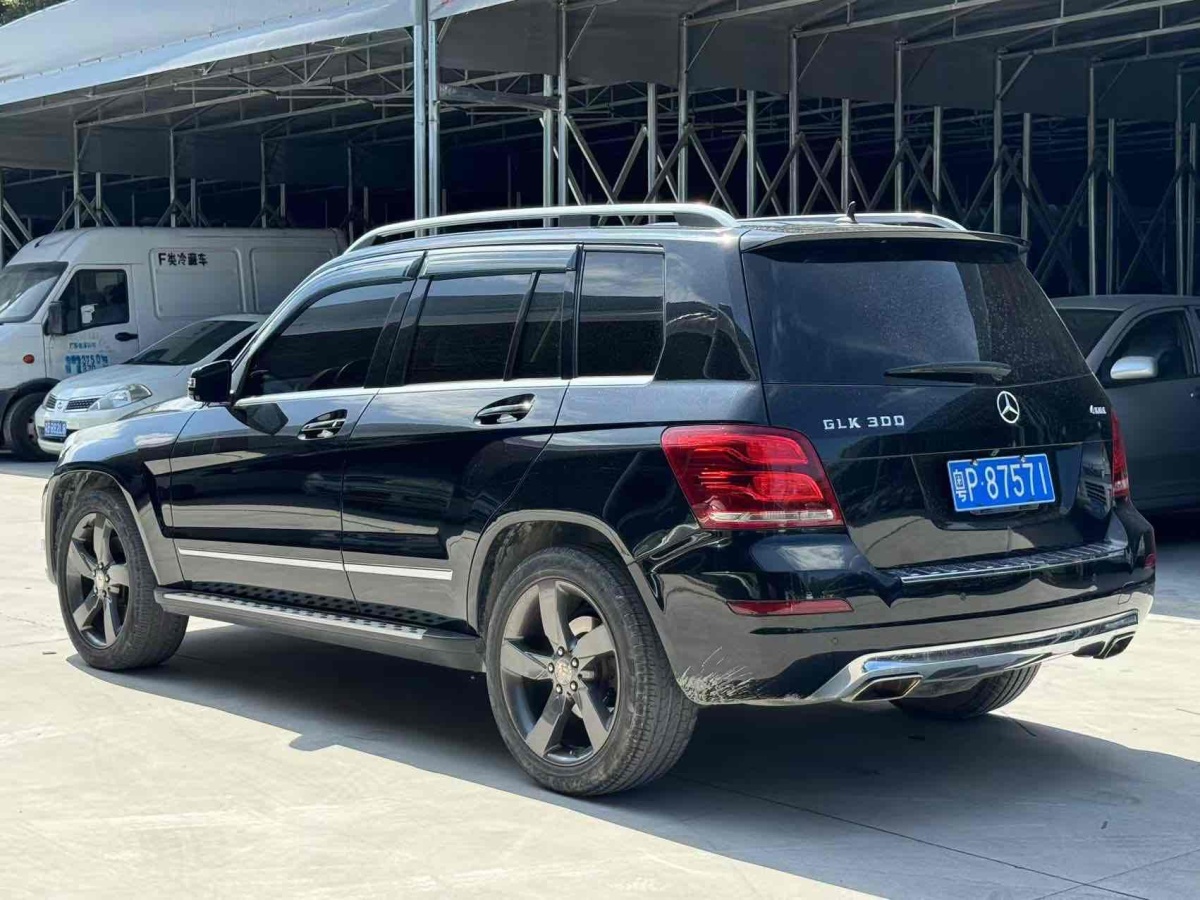 奔驰 奔驰GLK级  2013款 GLK 300 4MATIC 动感天窗型图片