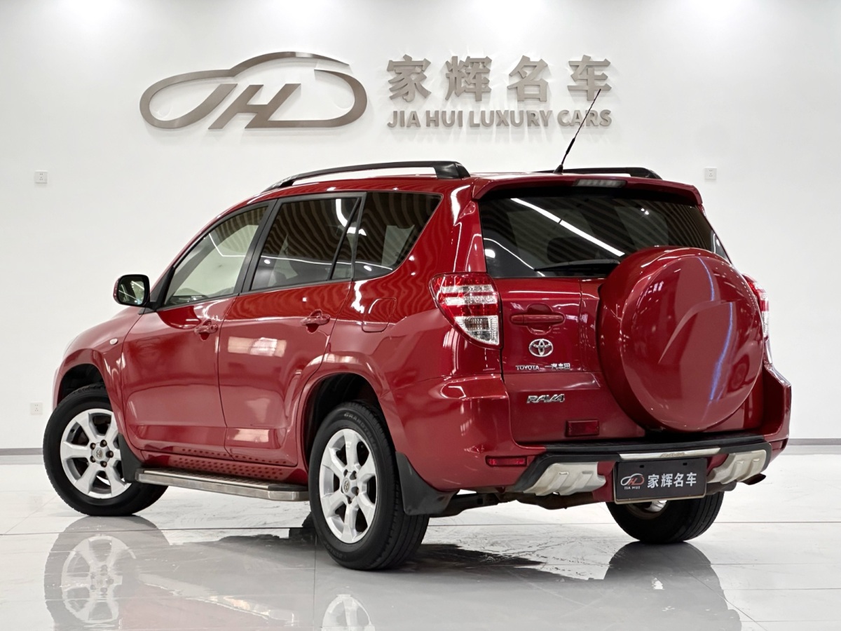 2012年10月豐田 RAV4榮放  2013款 特享版 2.0L 自動經(jīng)典