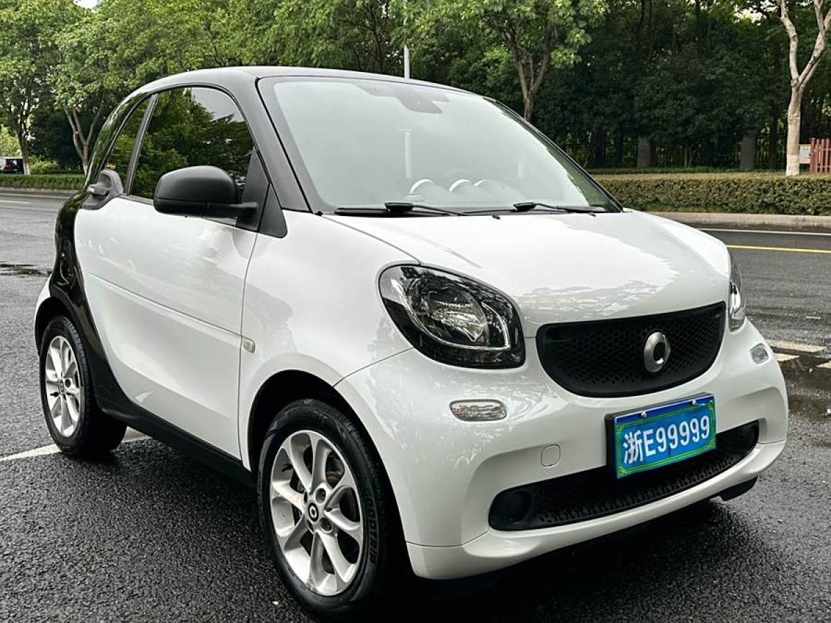 smart fortwo  2015款 1.0L 52千瓦硬頂靈動版圖片