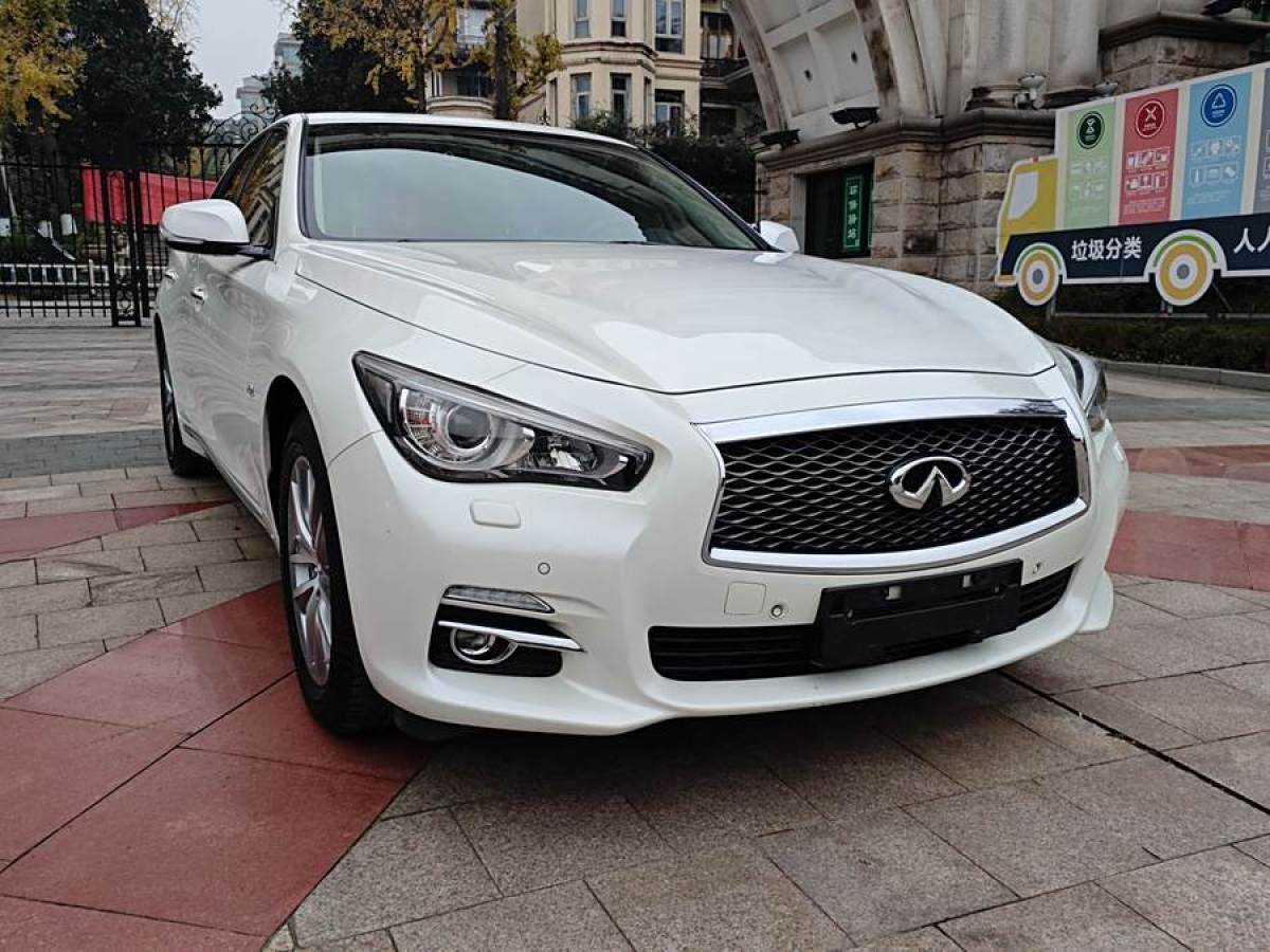 英菲尼迪 Q50L  2015款 2.0T 悅享版圖片