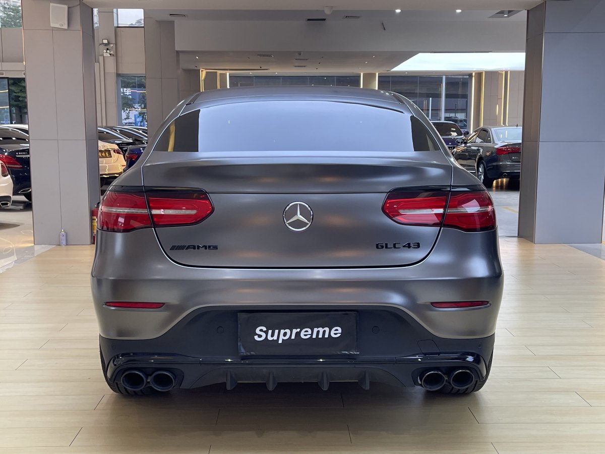 奔馳 奔馳GLC  2023款 GLC 300 4MATIC 轎跑SUV圖片