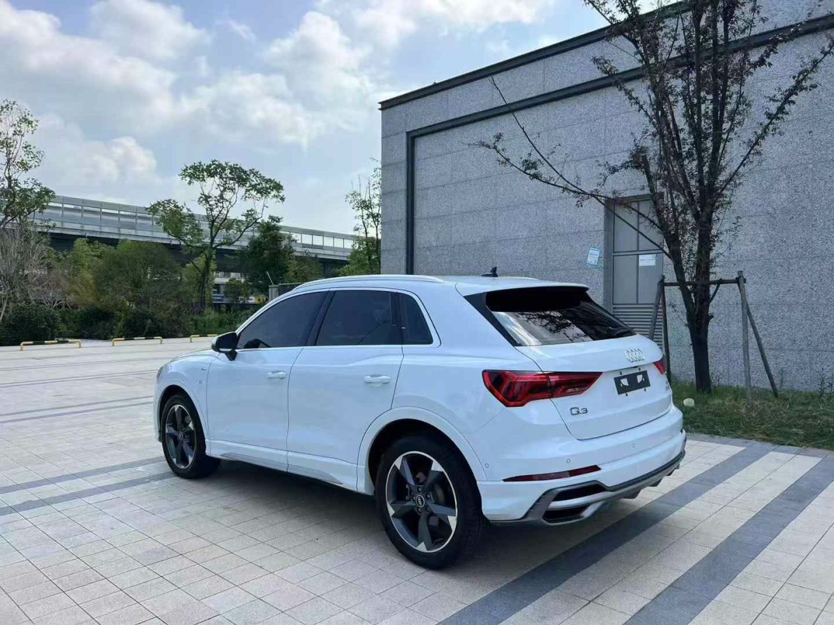 奧迪 奧迪Q3  2022款 35 TFSI 時尚動感型圖片