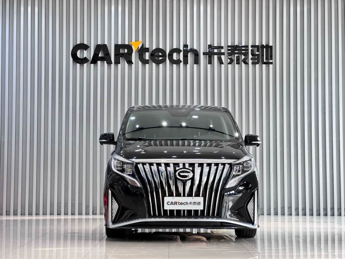 廣汽傳祺 M8  2021款 領(lǐng)秀系列 390T 至尊版圖片