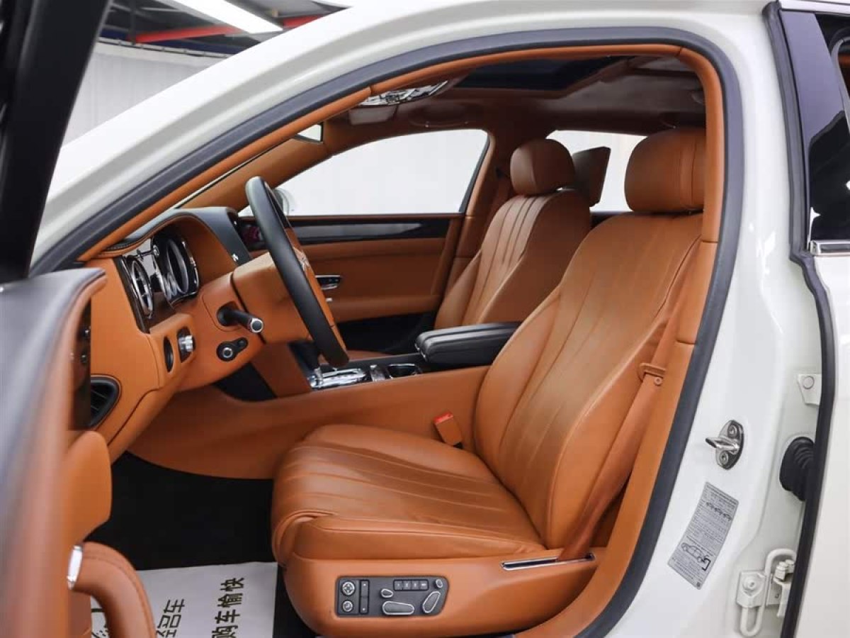 賓利 飛馳  2014款 4.0T V8 尊貴版圖片