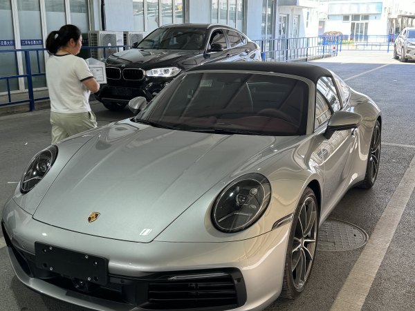 保时捷 911  2023款 Targa 4 3.0T