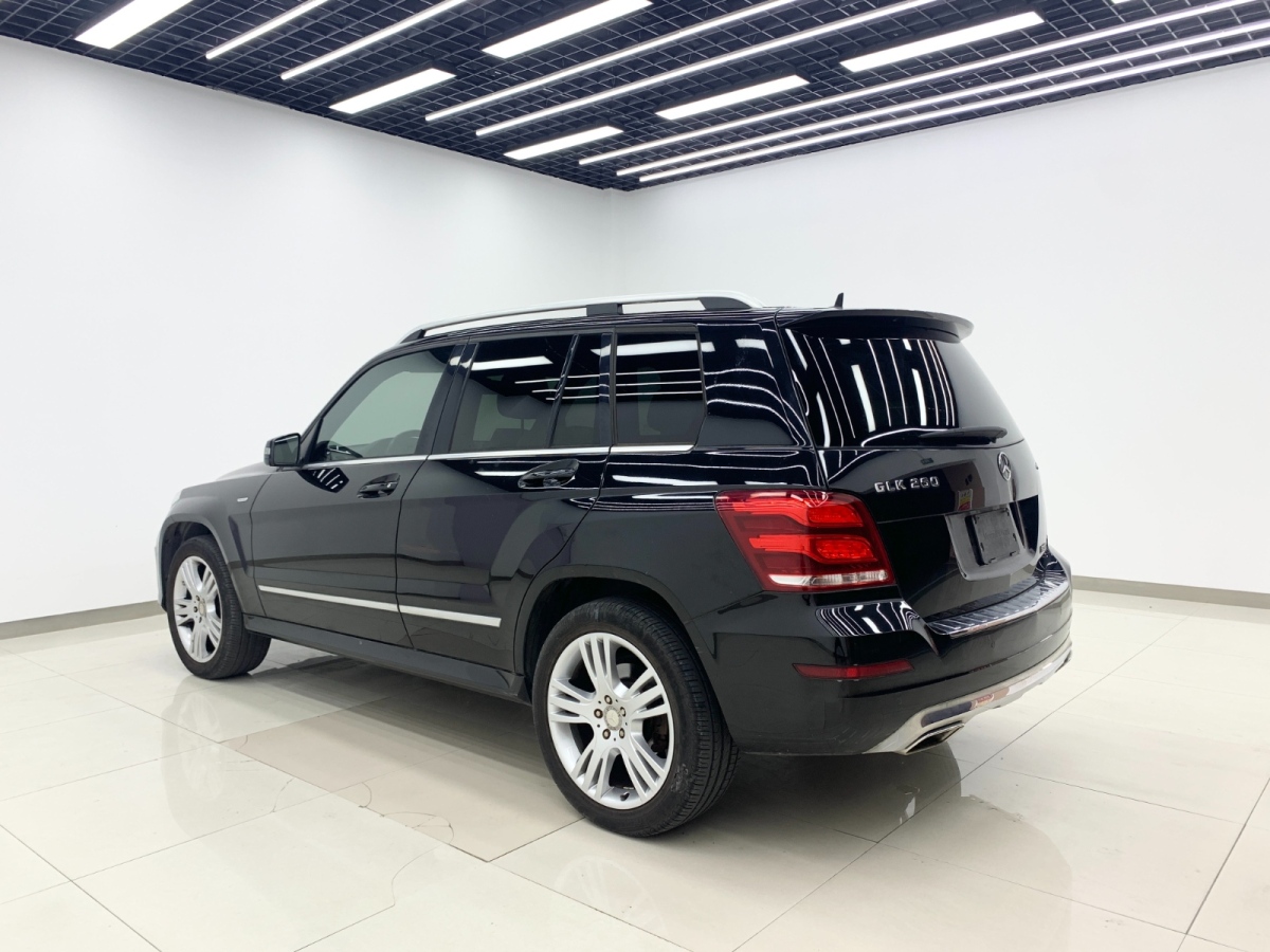 奔馳 奔馳GLK級  2015款 GLK 260 4MATIC 動感型 極致版圖片