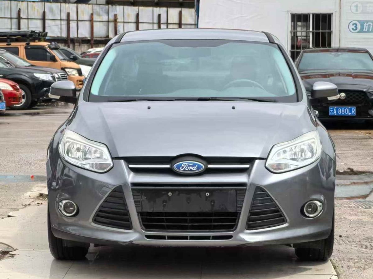 福特 ?？怂? 2012款 三廂 1.6L 手動(dòng)舒適型圖片