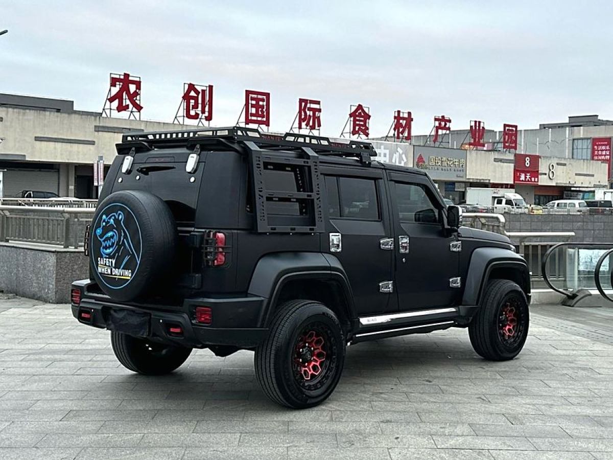 北京 BJ40  2019款  PLUS 2.3T 自動(dòng)四驅(qū)尊享版 國(guó)VI圖片