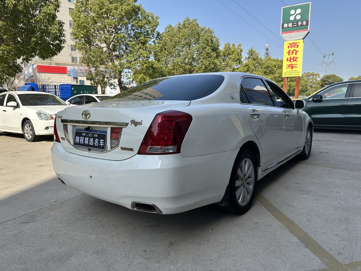 豐田 皇冠  2010款 2.5L Royal 真皮天窗版圖片