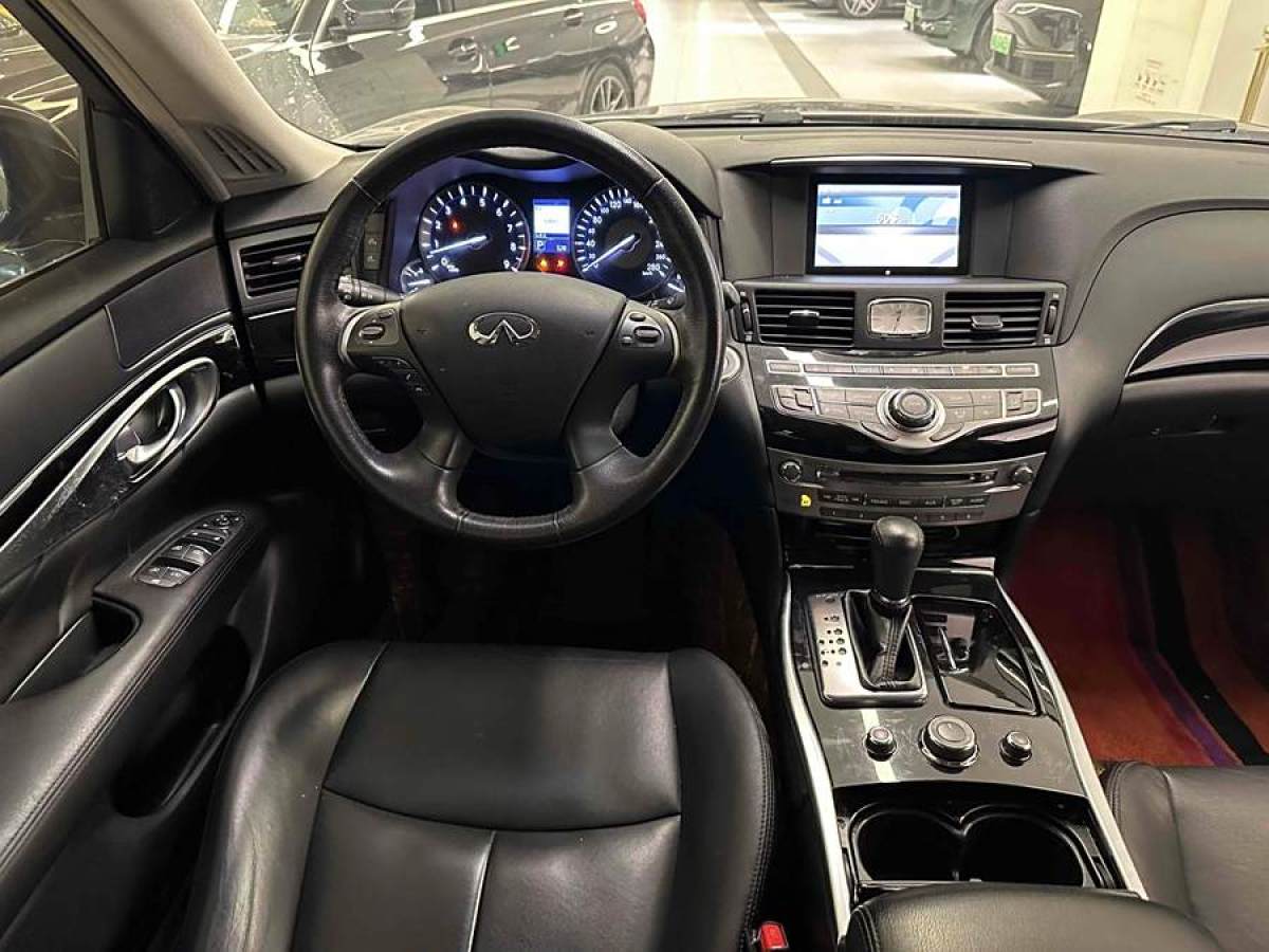 英菲尼迪 Q70  2017款 Q70L 2.5L 悅享版圖片