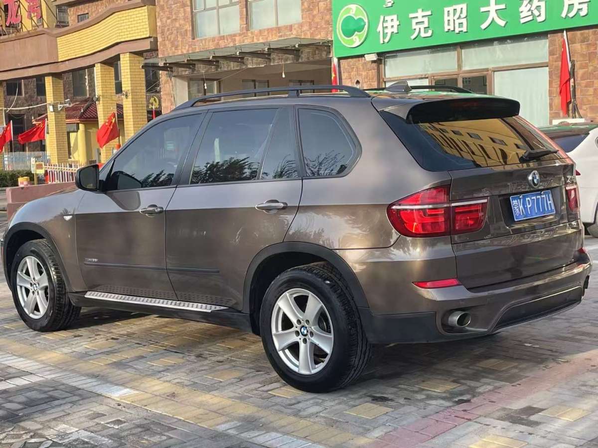 寶馬 寶馬X5  2011款 xDrive35i 領(lǐng)先型圖片