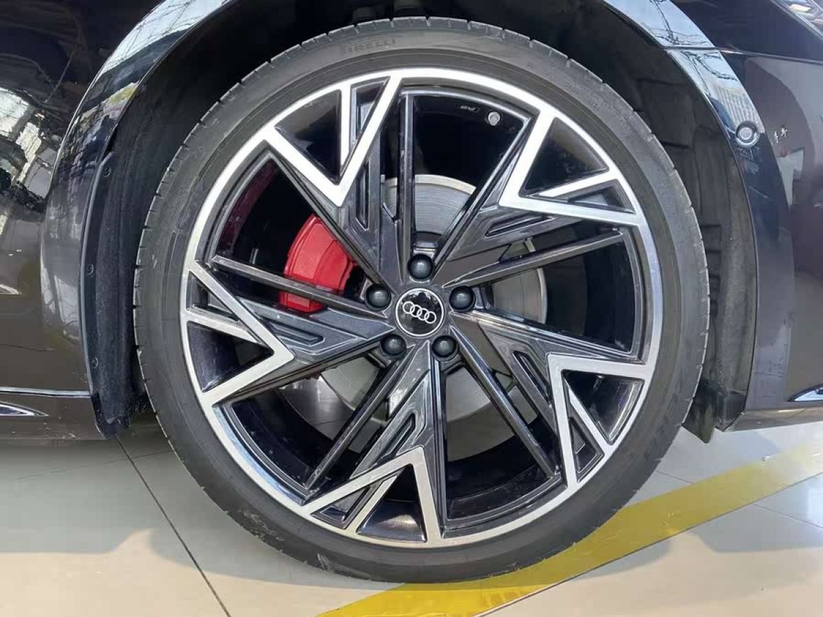 奧迪 奧迪A7L  2024款 45 TFSI quattro S-line 黑武士版圖片