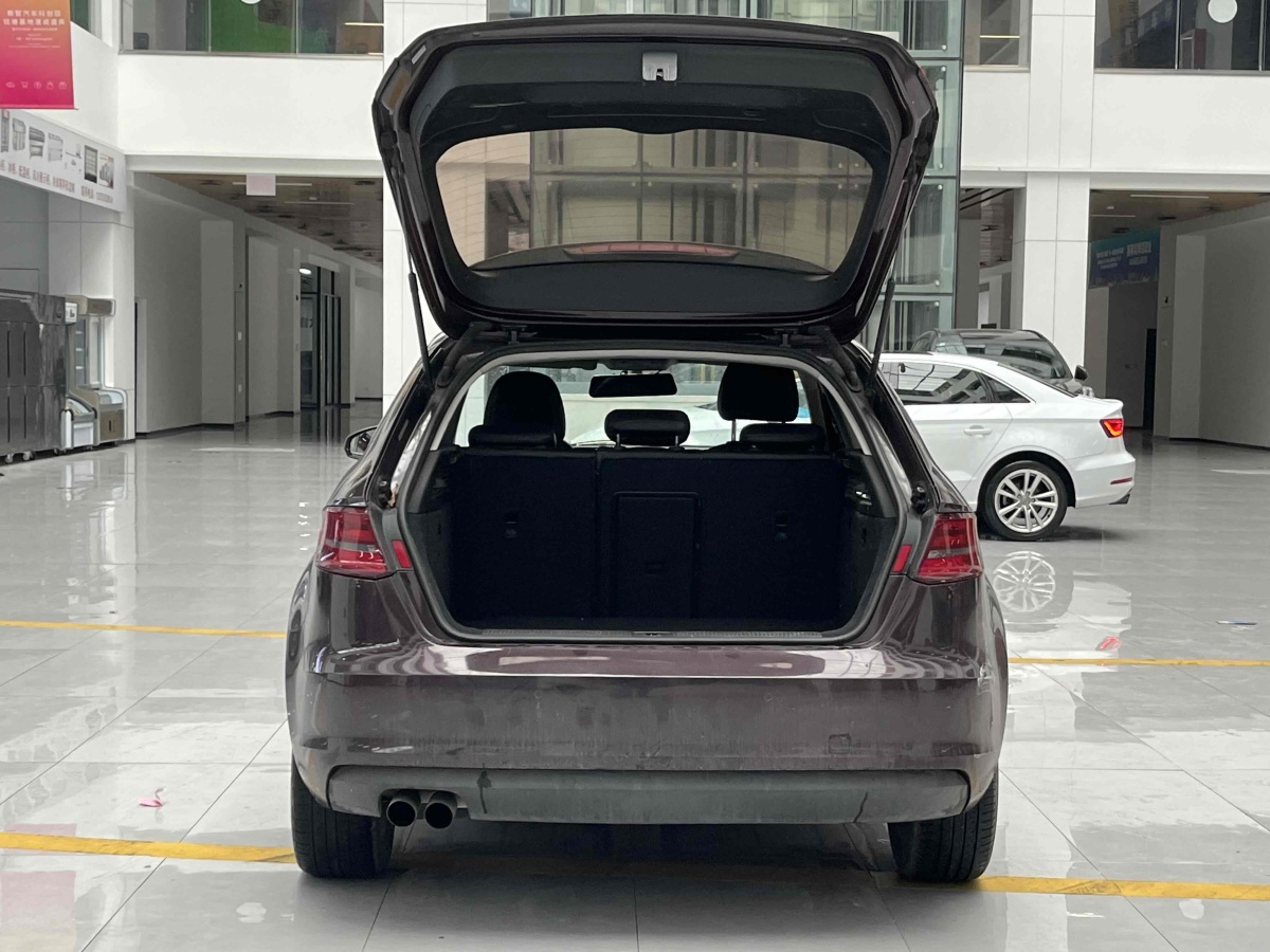 奧迪 奧迪A3  2014款 Sportback 35 TFSI 自動進(jìn)取型圖片