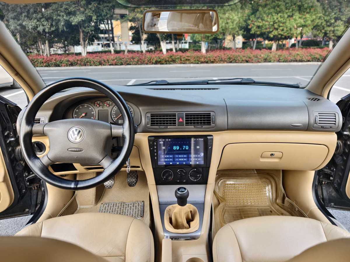 大眾 Passat領馭  2009款 1.8T 手動尊品型圖片
