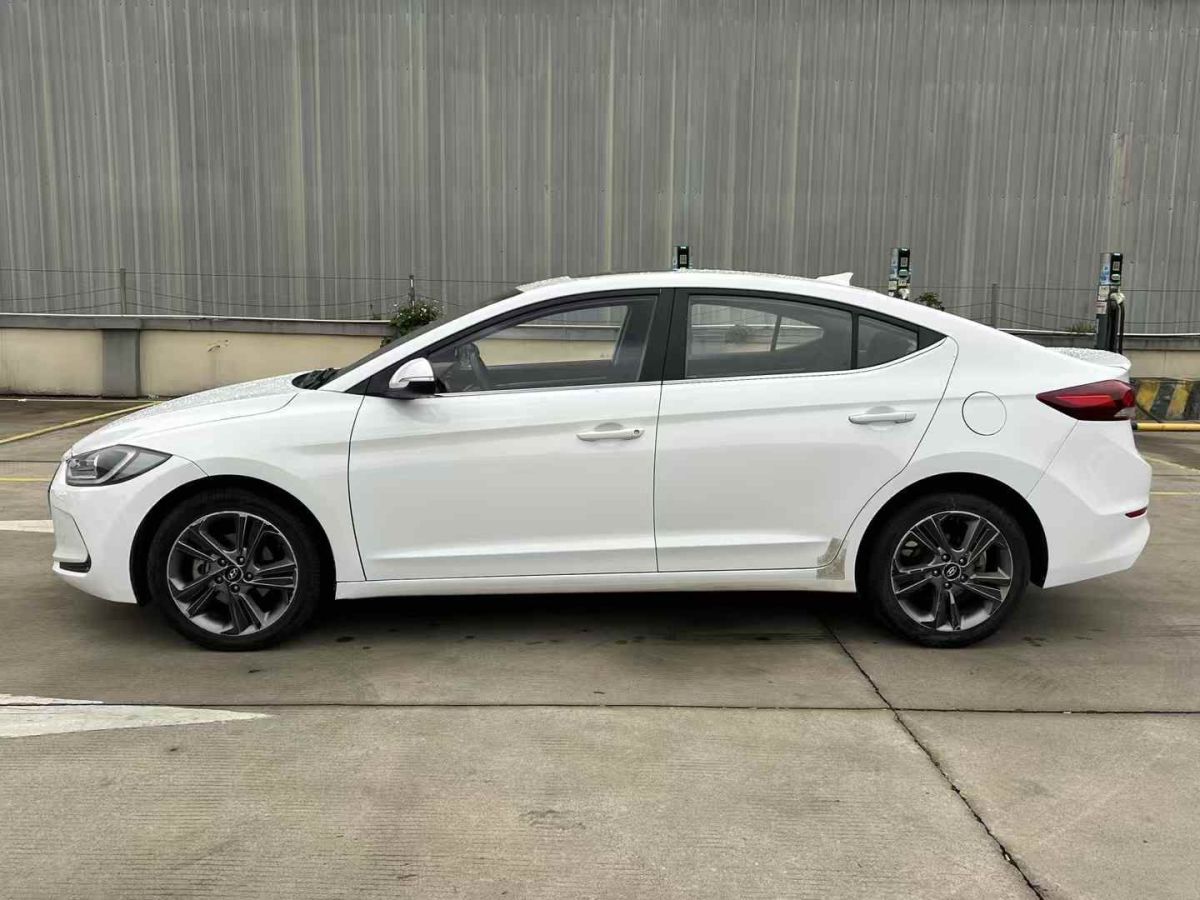 現(xiàn)代 悅動  2017款 1.6L 自動悅值版GLS圖片