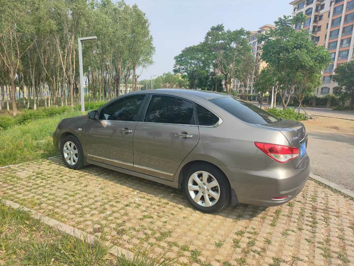 日產(chǎn) 軒逸  2012款 1.6XE 手動(dòng)舒適版圖片