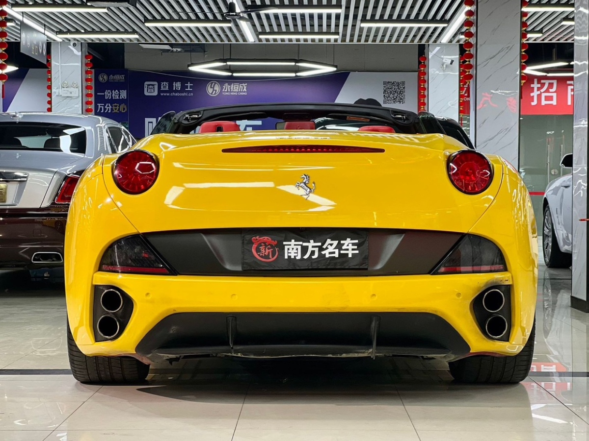 Ferrari California T2009 4.3L Standard Model图片