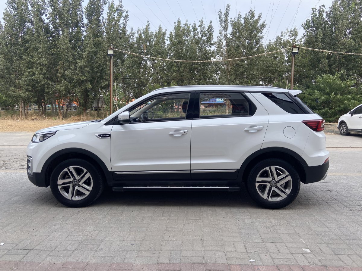 2019年6月長(zhǎng)安 CS55  2018款 1.5T 手動(dòng)炫色型