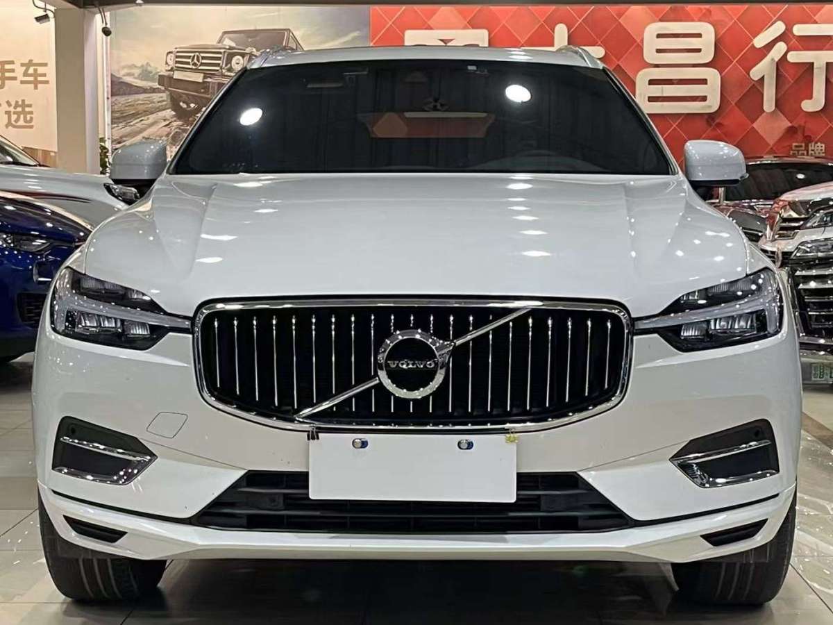 沃爾沃 XC60  2021款 T5 四驅(qū)智遠(yuǎn)豪華版圖片