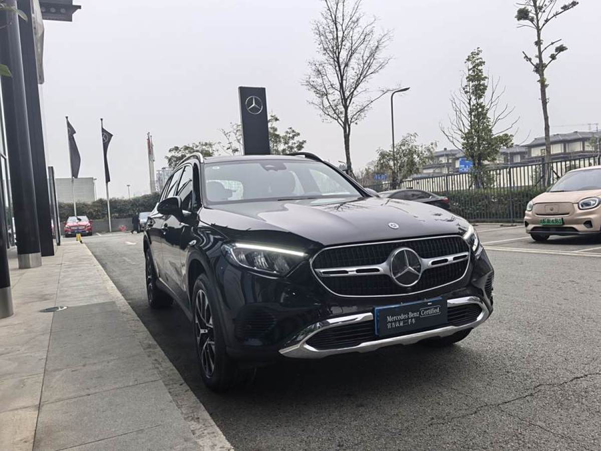 奔馳 奔馳GLC  2025款 GLC 260 L 4MATIC 動(dòng)感型 5座圖片